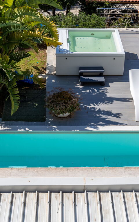 Villa Annalisa: Building Exterior, Hot Tub, Outdoor, Pool, Wellness