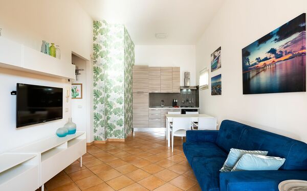 Accommodation Kalika: Dining Room, Kitchen, Living Room