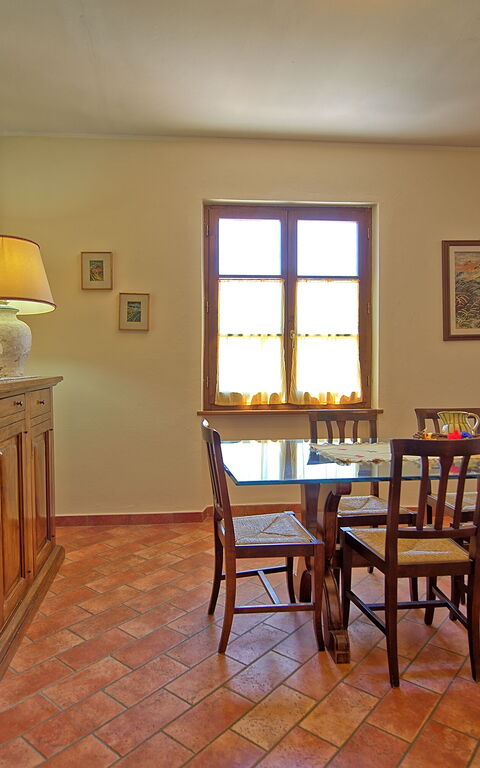 Zeffiro: Dining Room