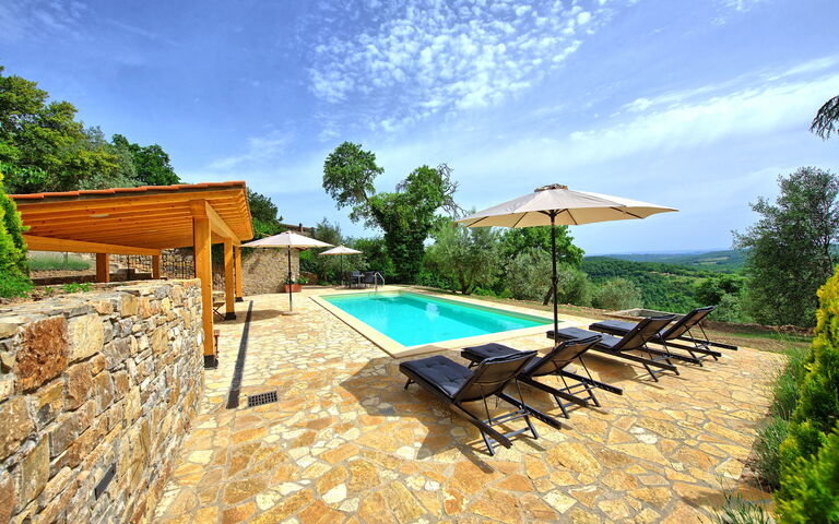 Villa Collina: Outdoor, Pool, Summer
