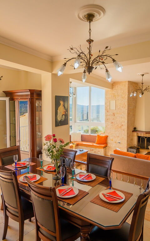 Villa Dinos: Dining Room