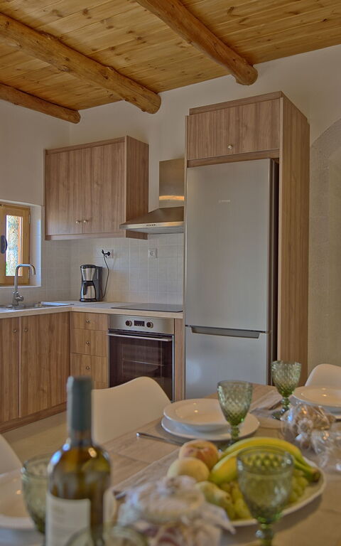 Villa Vicilla: Dining Room, Kitchen