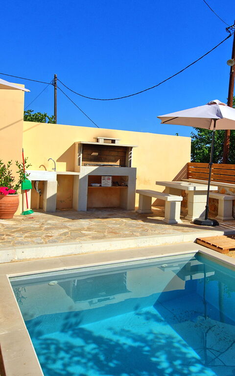 Villa Vicilla: Outdoor, Pool