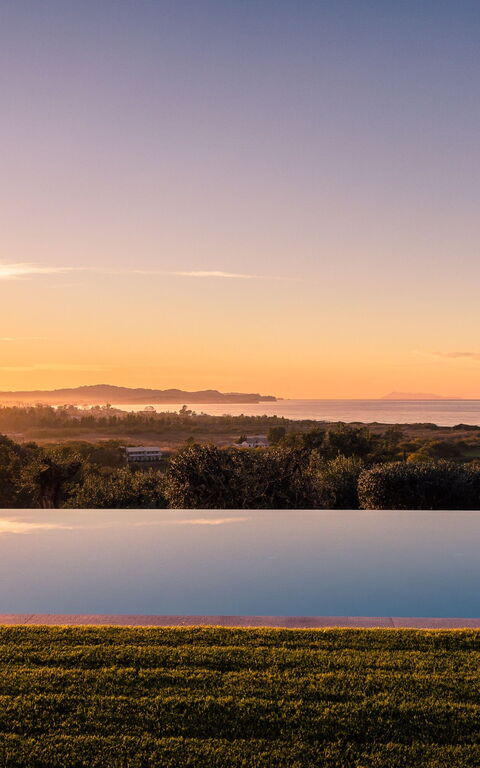 Villa Ebellina: Pool, Scenic View