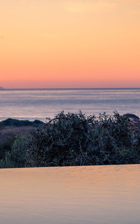 Villa Ebellina: Pool, Scenic View