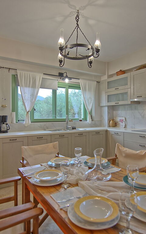 Villa Elaia: Dining Room, Kitchen