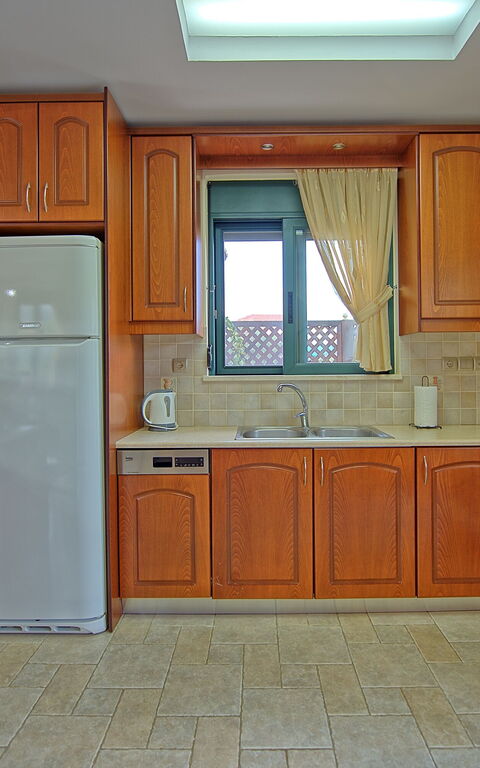 Villa Koules: Kitchen