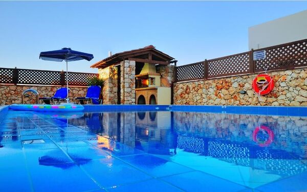 Villa Koules: Garden, Outdoor, Pool, Summer