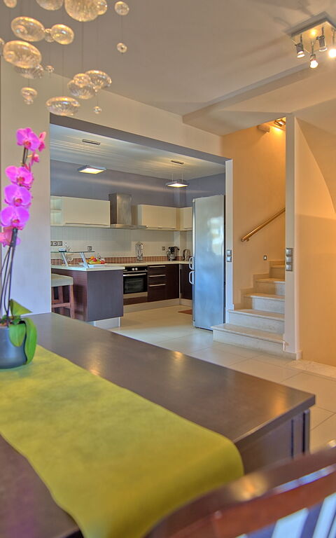 Cabanavillas Milano: Dining Room, Living Room