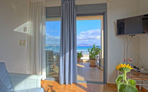 Accommodation Emmanouela: Living Room