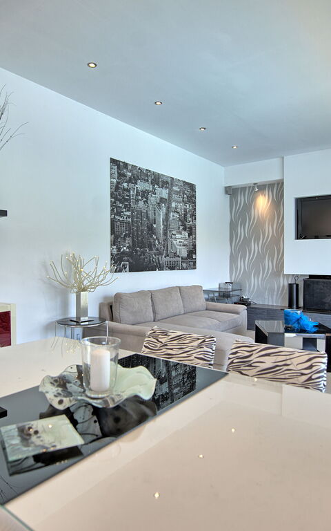 Beach Villa Christina: Dining Room, Living Room