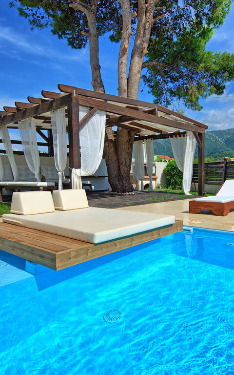 Beach Villa Christina: Pool