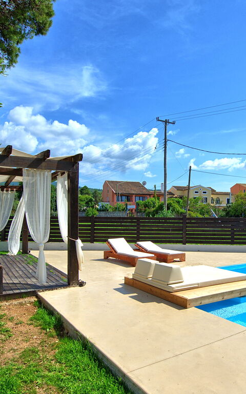 Beach Villa Christina: Pool