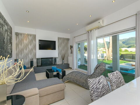 Beach Villa Christina