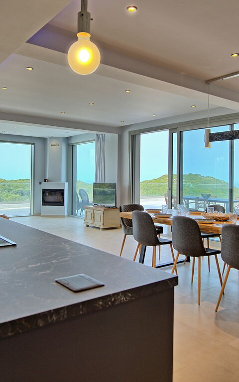 Villa Prokimea: Dining Room, Kitchen