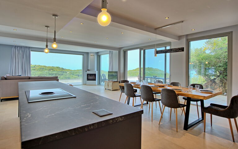 Villa Prokimea: Dining Room, Kitchen