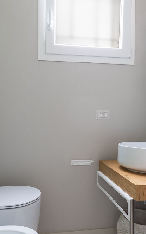 Nerodavola: Bathroom