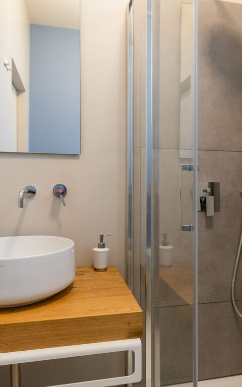 Nerodavola: Bathroom