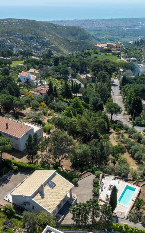 Nerodavola: Scenic View