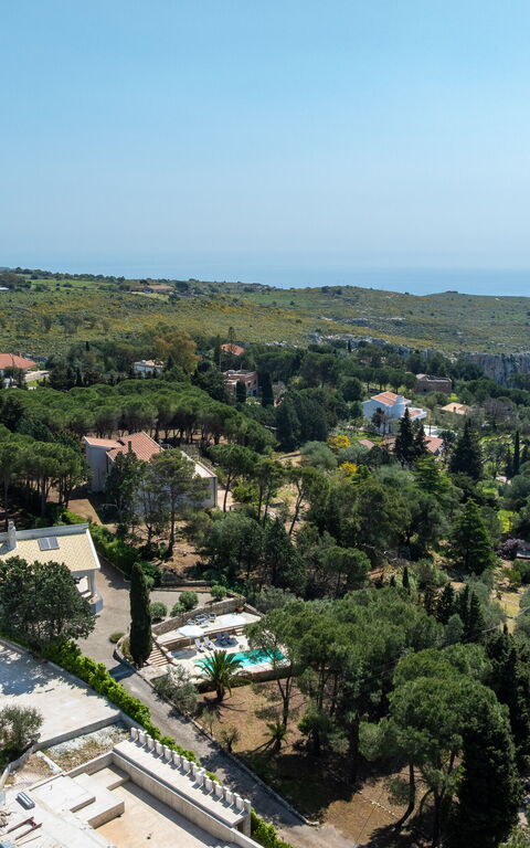 Nerodavola: Scenic View
