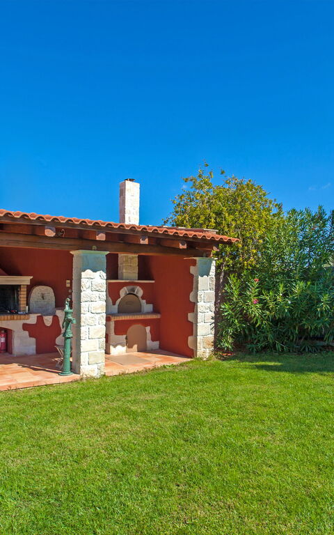 Villa Antina: Balcony / Terrace / Patio, Garden, Outdoor, Summer