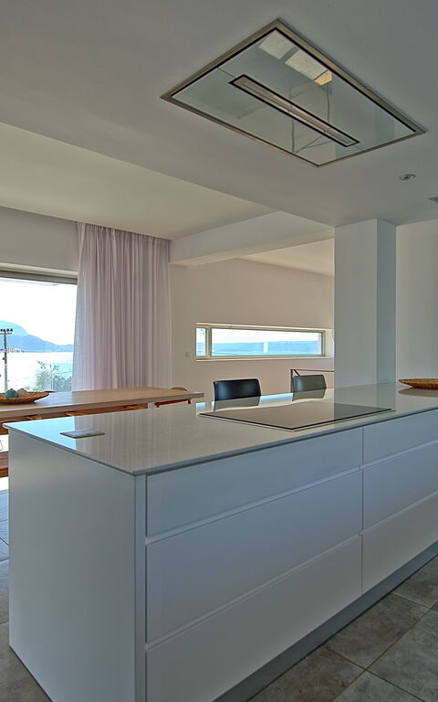 Villa Bluewhite: Dining Room, Kitchen, Living Room