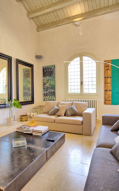 Tenuta Olearum: Living Room