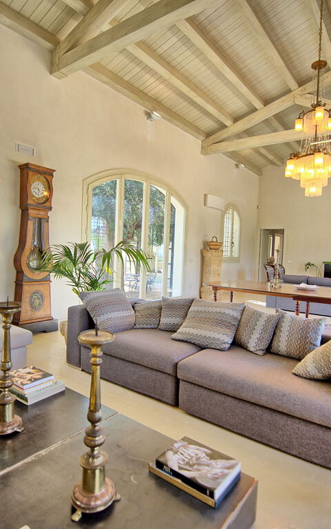 Tenuta Olearum: Living Room