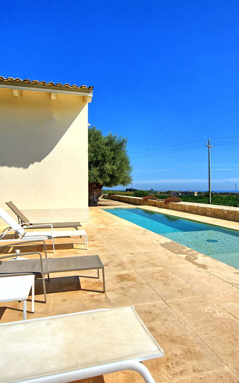 Tenuta Olearum: Outdoor, Pool, Summer
