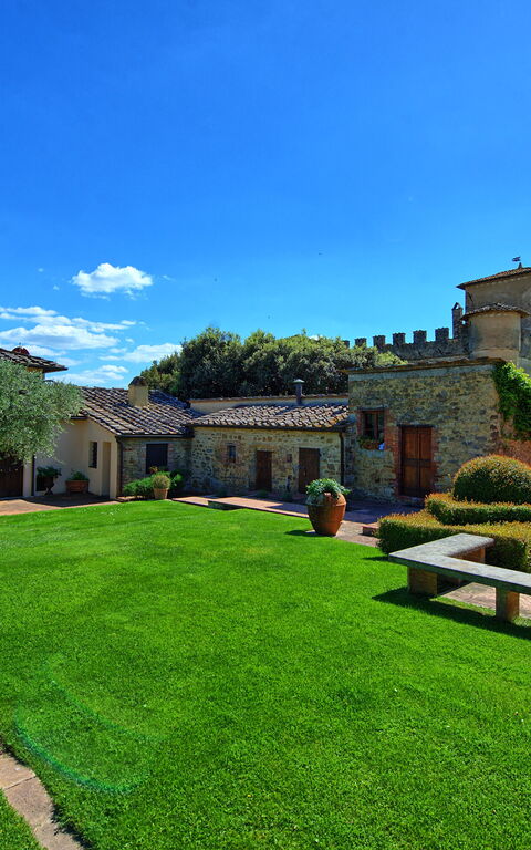 Villa Paneretta: Building Exterior, Garden, Summer