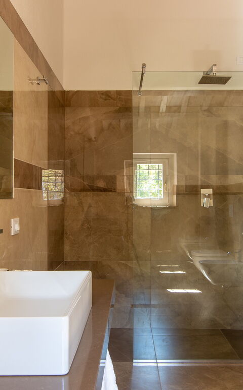 Villa Lucarella: Bathroom