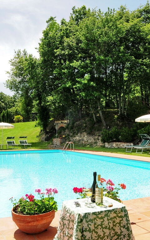 Casale Chieteno: Outdoor, Pool, Summer