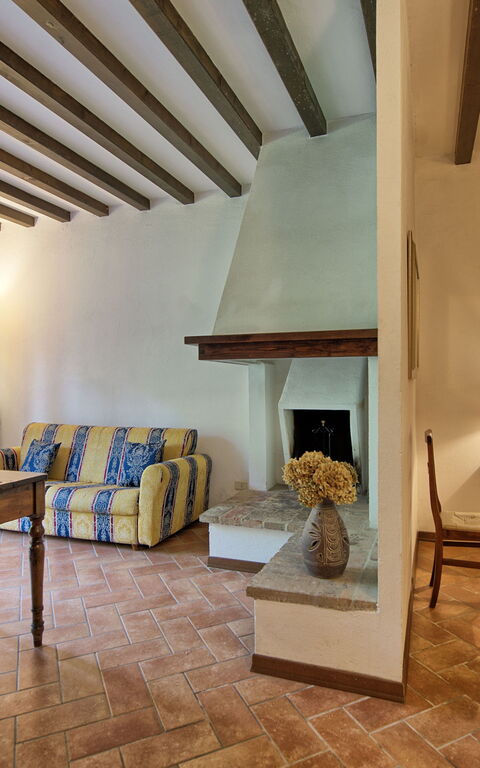 Casale Chieteno: Bedroom, Living Room