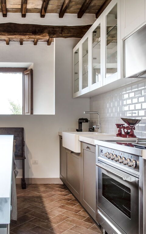 Villa Chiugi: Kitchen