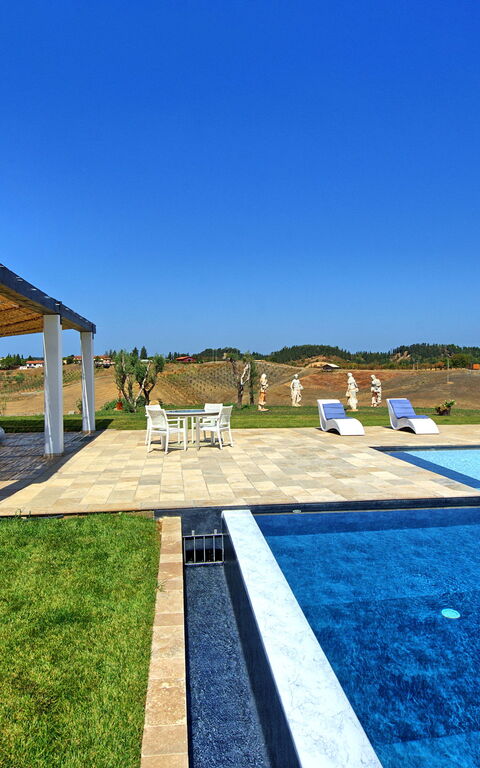Villa Campana: Outdoor, Pool