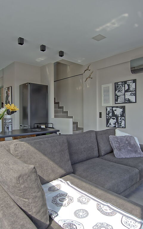 Villa Popi: Living Room