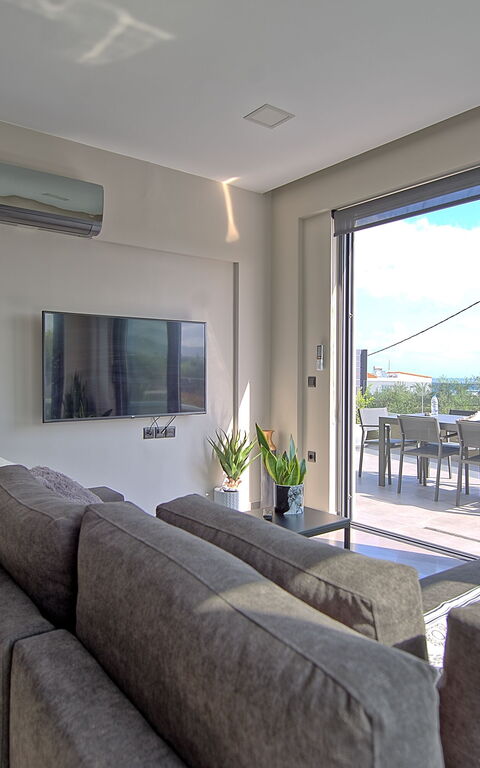 Villa Popi: Living Room