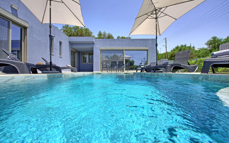 Villa Ampela: Outdoor, Pool, Summer