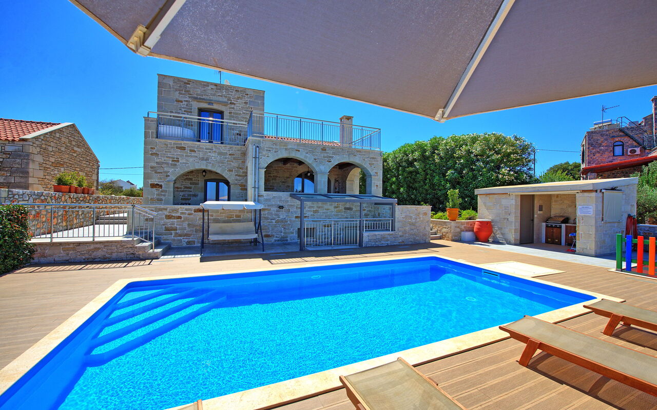 Villa Despanto: Building Exterior, Pool, Summer
