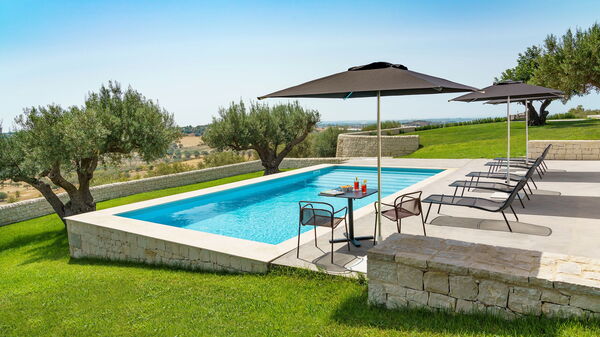 Villa Colleverde: Outdoor, Pool