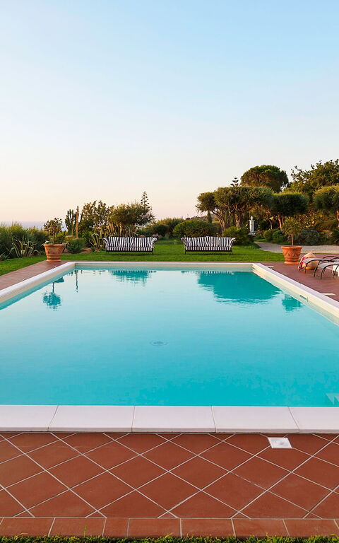 Villa Estella: Outdoor, Pool