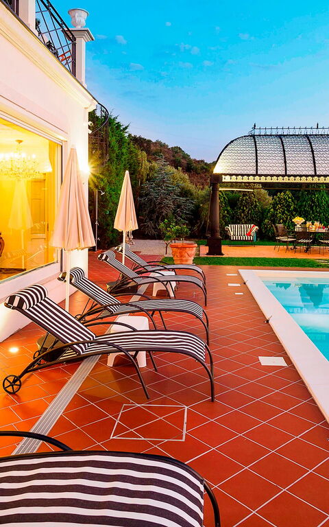 Villa Estella: Outdoor, Pool