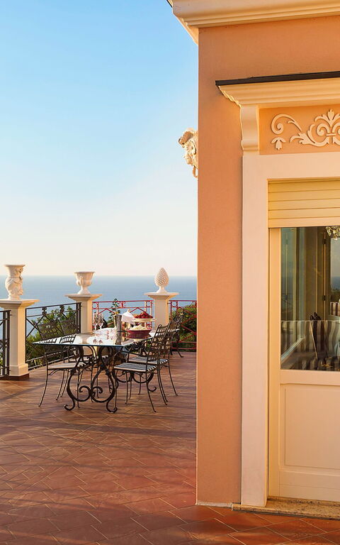 Villa Estella: Balcony / Terrace / Patio, Outdoor