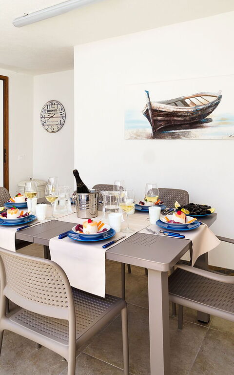 Gelsomina: Dining Room