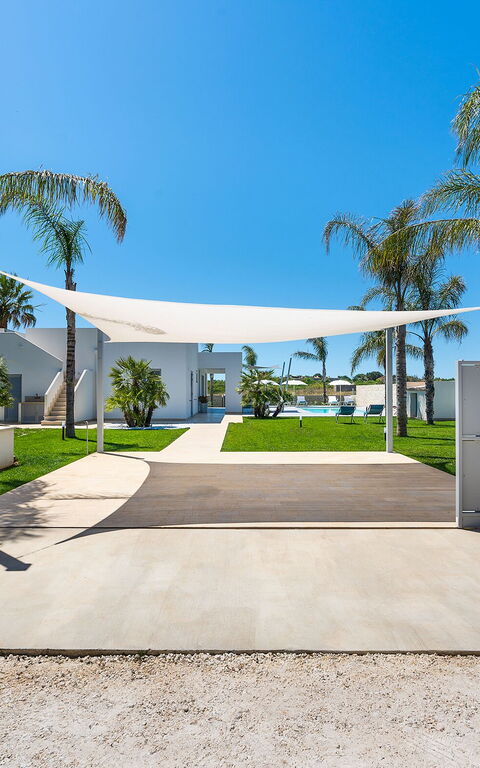 Villa Nica: Main Entrance