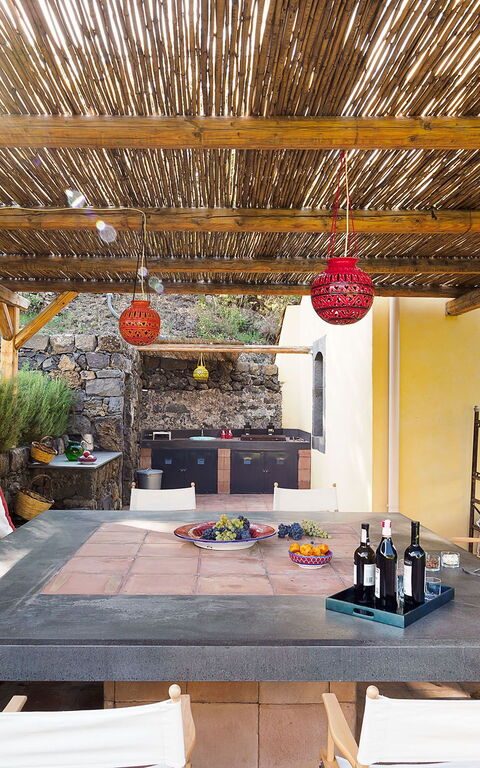 Villa Nerello: Balcony / Terrace / Patio