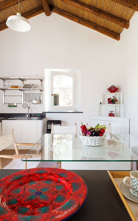 Villa Nerello: Dining Room, Kitchen