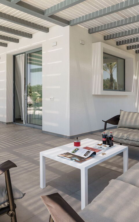 Villa Mia: Balcony / Terrace / Patio, Building Exterior