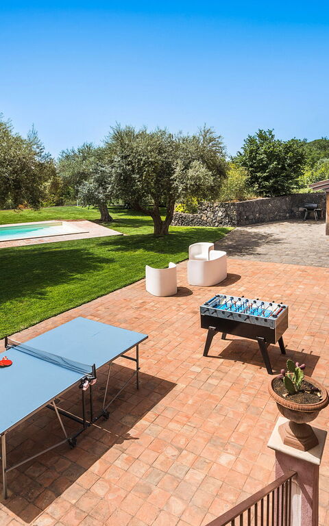 Villa Mila: Balcony / Terrace / Patio, Building Exterior, Garden, Outdoor, Pool