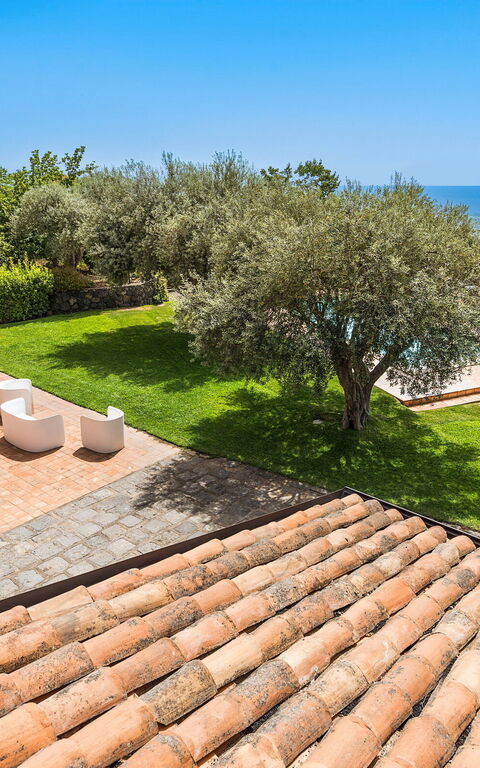 Villa Mila: Building Exterior, Garden, Outdoor